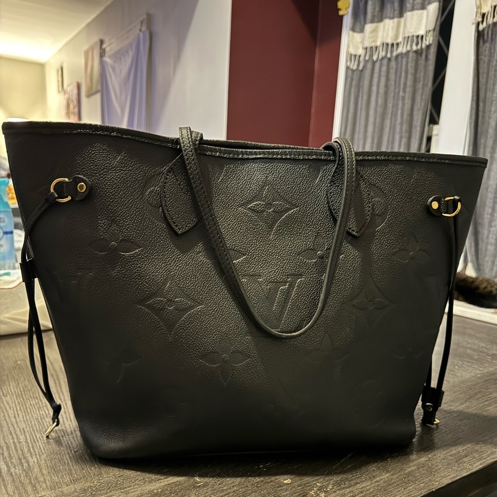 Louis Vuitton Monogram Black Tote Bag - Picture 2 of 6